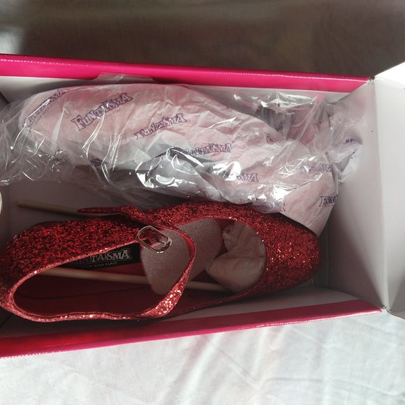 BRAND NEW RUBY RED SHOES - Picture 3 of 3